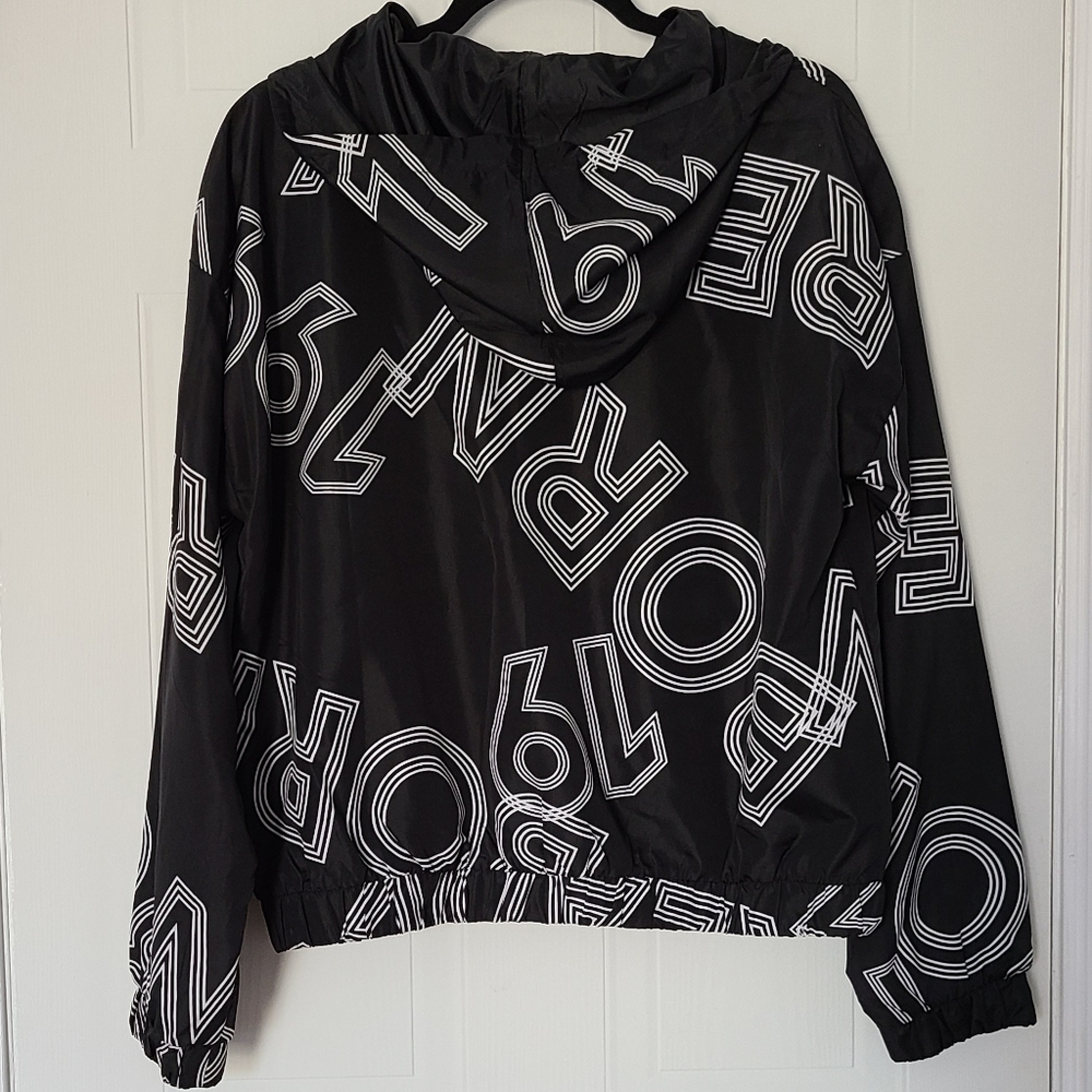 Sport windbreaker jacket - Picture 2 of 3